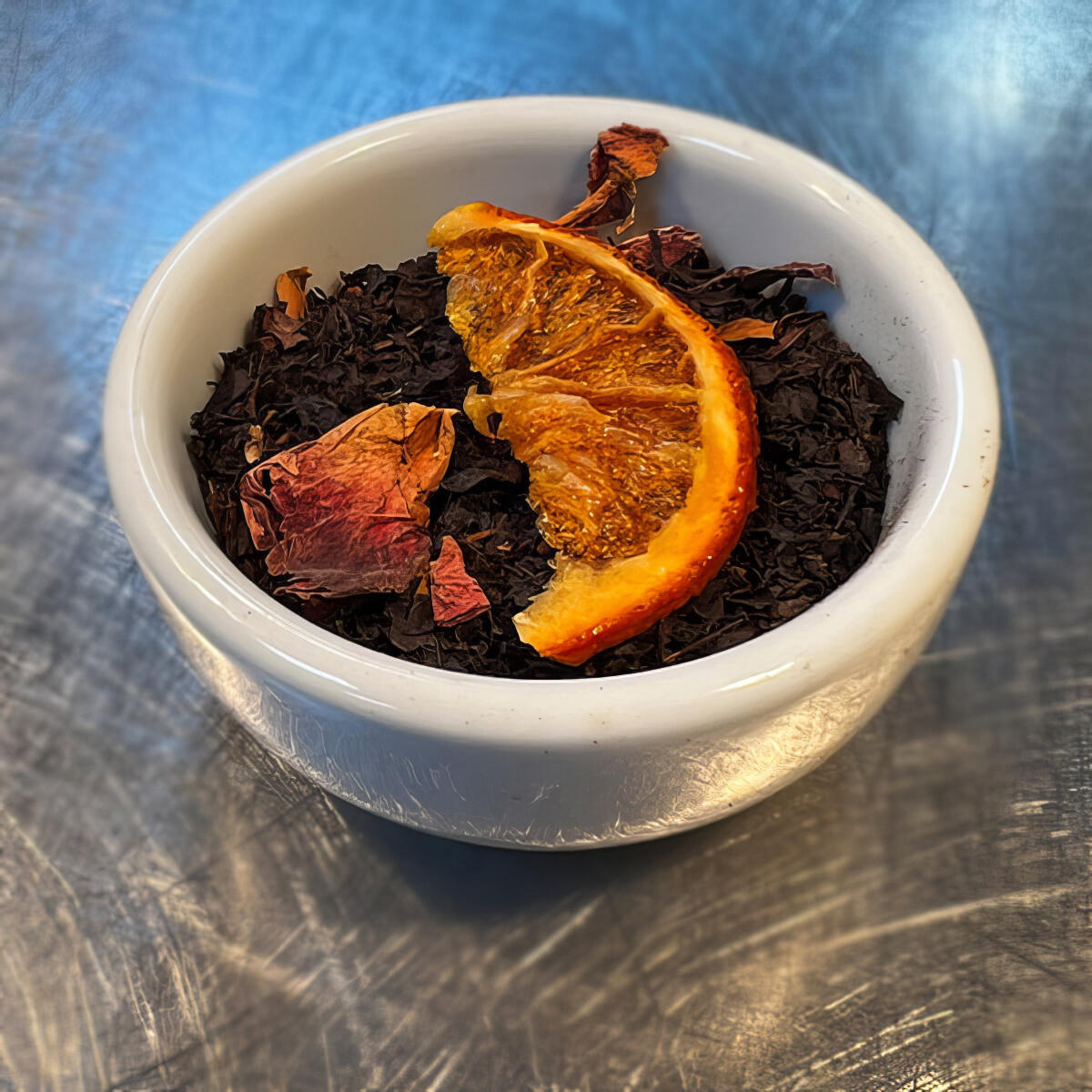 MÁXIMA / té rojo, naranja, jengibre enebro, pimpollos de jazmín, pétalos de rosa / $2800