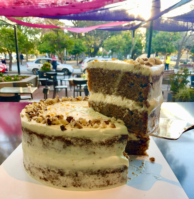 CARROT CAKE / $8990